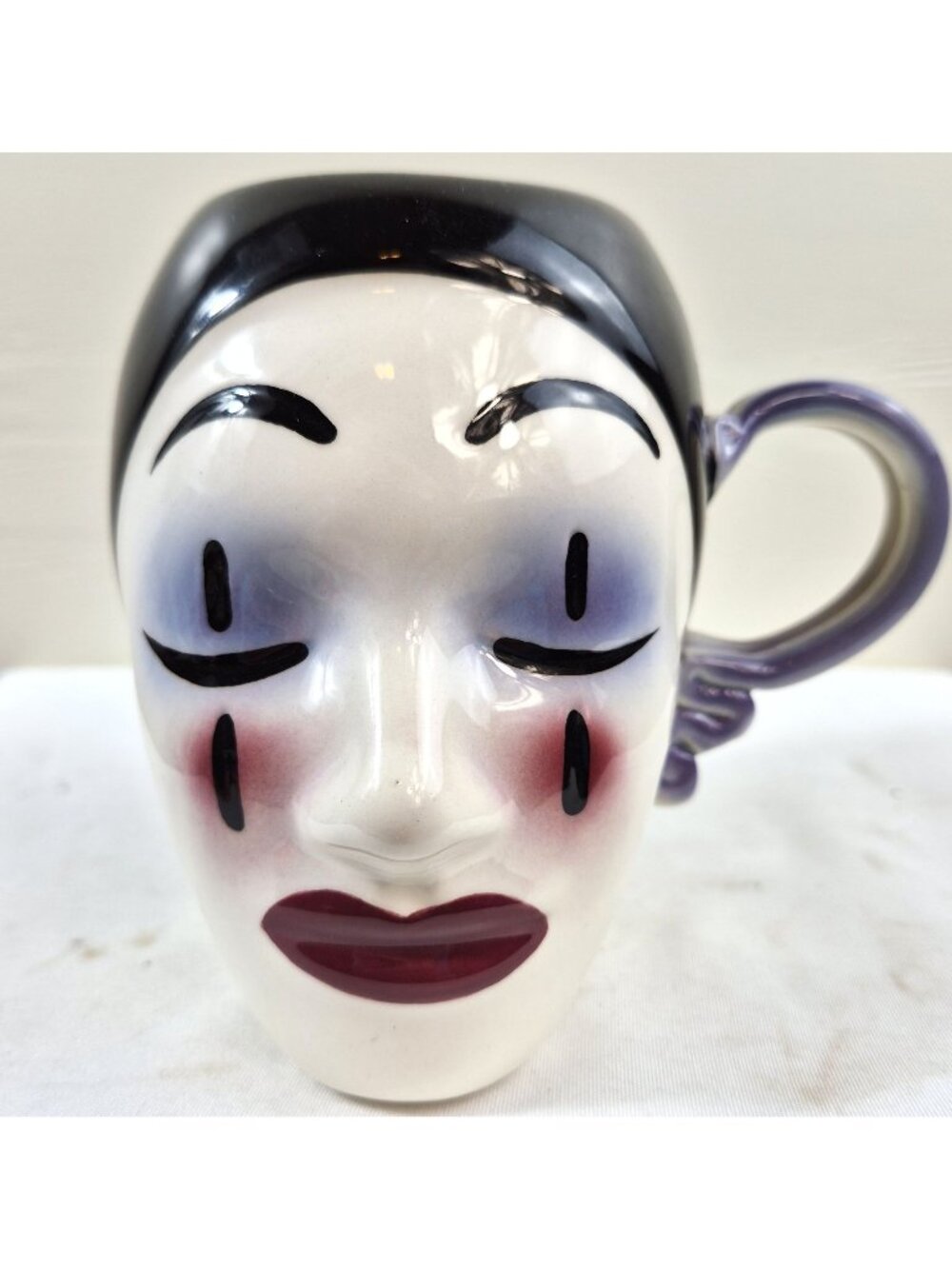 Vintage Nielsen's Extraordinary Ceramics face Mug Art Pottery Figural Lady Cup